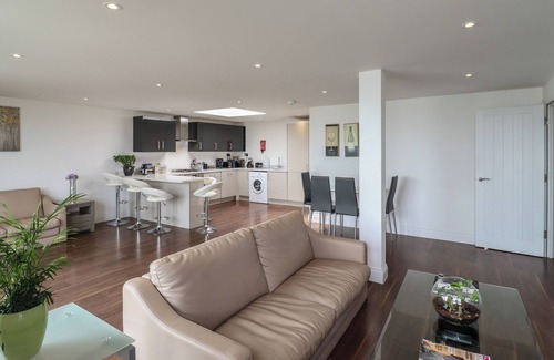 Holland-On-Sea Cottage | FLAT 10, family friendly, country holiday cottage in Holland-On-Sea