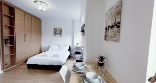 Chelsea Riverside Apartment | Flat 16 Augustine