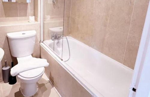 Chelsea Riverside Apartment | Flat 16 Augustine