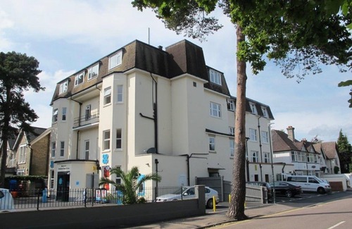 Bournemouth Apartment | Flat 8 Palm Court