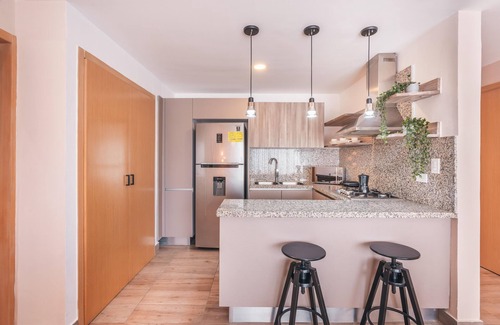 Downtown Santo Domingo Apartment | Flat in Piantini With Breakfast Included 304