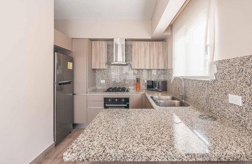 Downtown Santo Domingo Apartment | Flat in Piantini With Breakfast Included 302