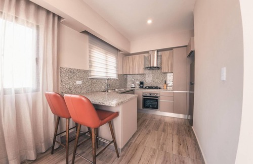 Downtown Santo Domingo Apartment | Flat in Piantini With Breakfast Included 302