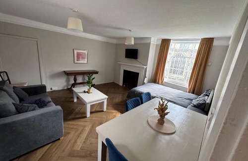 Salisbury Apartment | Flat in Salisbury City Central