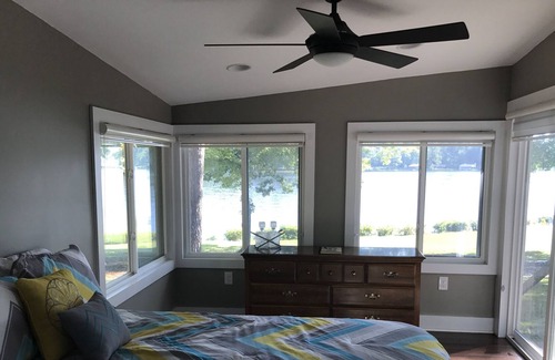 Wildwood Point House | Flat Lot with Amazing Views! Renovated! Versa Boards & Linens included!