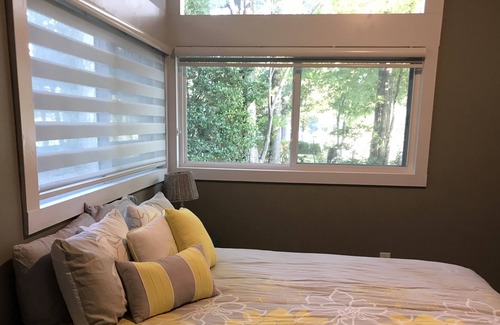 Wildwood Point House | Flat Lot with Amazing Views! Renovated! Versa Boards & Linens included!