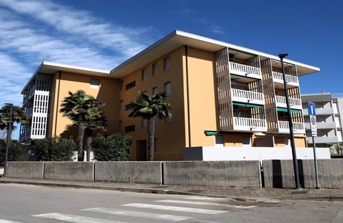 Lignano Sabbiadoro Apartment | Flat near the beach and Faro Rosso in Lignano