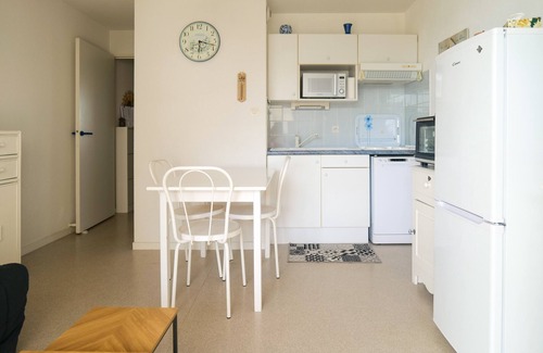 Chateau-d'Olonne Apartment | Flat quartier La Pironnière Les Sables - 4 people