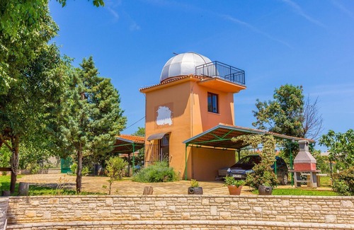 Valtura Apartment | Flat with large pool, observatory, volleyball court and table tenis