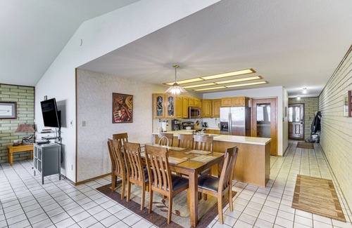 Bigfork House | Flathead Lake Views: Scenic & Spacious Retreat!