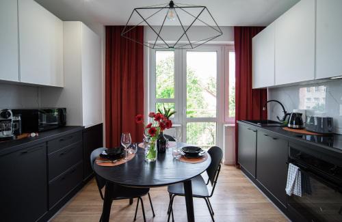 Zielona Gora Apartment | FLATMORE Apartament Długa 8m6
