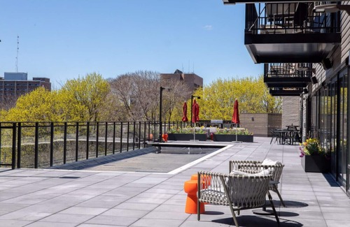 Yankee Hill Apartment | Flexhome East Side 1BR NO6 - Balcony+Pool+Gym