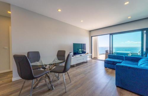 Gaula Apartment | FLH Amazing Ocean View with Balcony