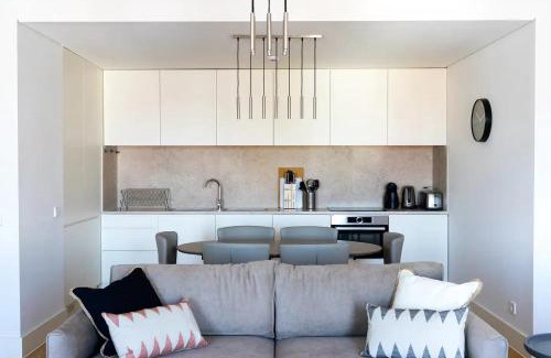 Alfama Apartment | FLH Mouraria Art Apartment with Pool