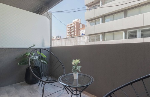 Constitucion Apartment | FLIPHAUS Tacuari 1100