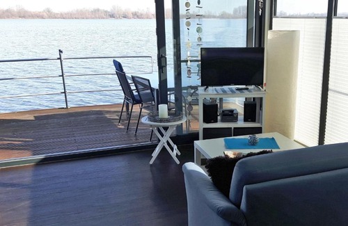Vynen House | Floating 44 in Xanten - Boot 7
