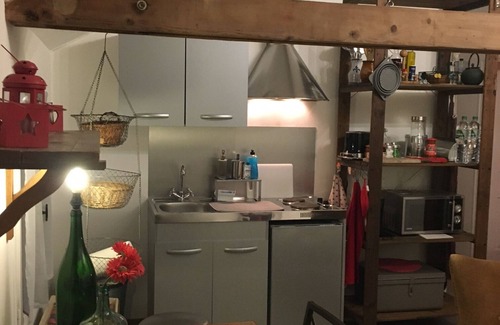 Aubervilliers House | Floor in a charming house + terrace + metro: the countryside in Paris