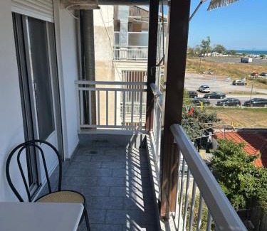 Olymbiaki Akti Apartment | Flora Rooms