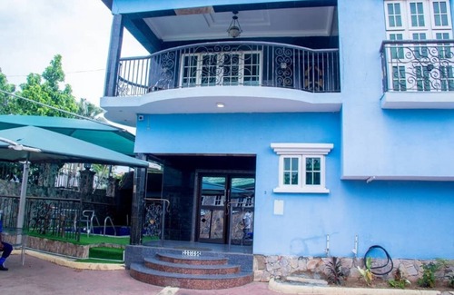 Ikeja Hotel | Flora Suites