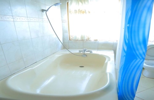 Kampala Hotel | Floral Hotel