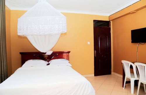 Kampala Hotel | Floral Hotel