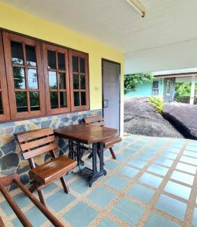 Maret Resort | Floral House