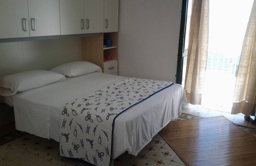 Le Forna House | FLORENTINE HOUSE WITH BEAUTIFUL SEA VIEW