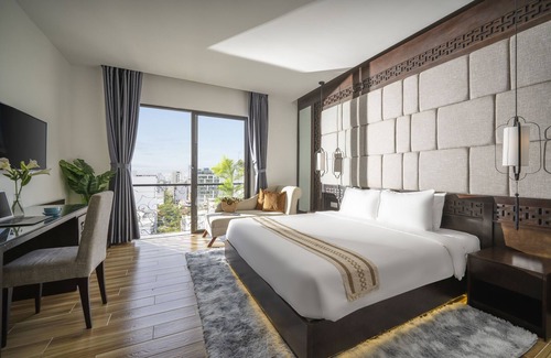 Ngu Hanh Son Hotel | Flower Hotel