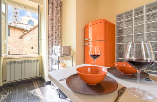 Siena Historical Center Apartment | Fly To Home Siena Centre