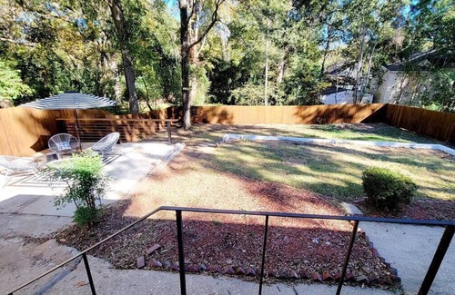 Fondren House | Fondren *King* Bed House in the Heart of Jackson