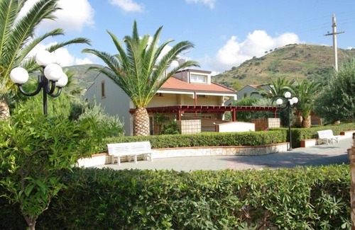 Mazzaforno Apartment | Fontana Barone B In Cefalù, Sicilia