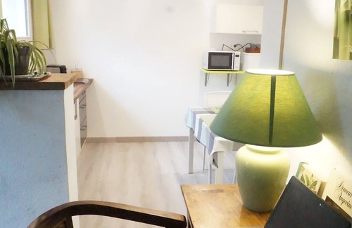 Louerre Cottage | For a stay in 2 very quiet in a tufa house in Anjou