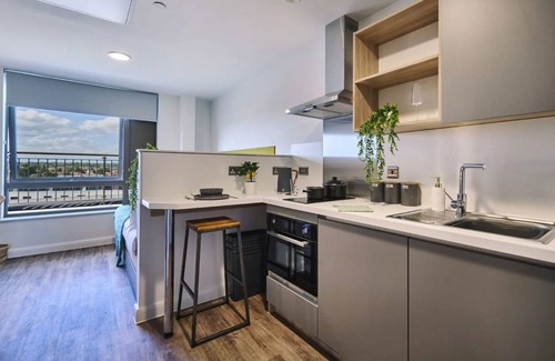 Nottingham Apartment | For Students Only Deakins Pl in Nottingham
