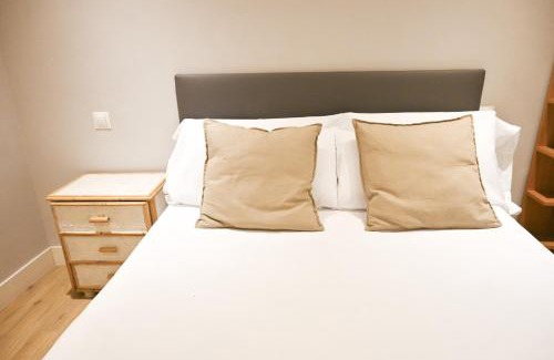 Barrio de La Latina Apartment | For You Rentals Apartment TEMPORAL Madrid Cava Baja-La Latina CAB36
