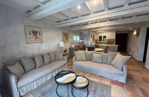 Forcalquier House | Forcalquier, Villa with private pool in luxury hotel residence.