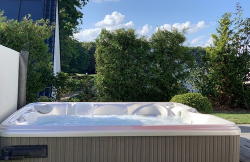 Muritz House | Foresta with outdoor whirlpool, sauna, fitness room, SKY, VDSL