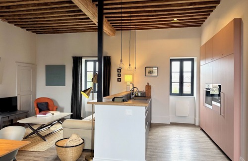 Beaune House | Former convent from the 17th, renovated, private garden, Beaune city center