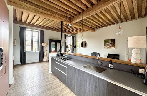 Beaune House | Former convent from the 17th, renovated, private garden, Beaune city center