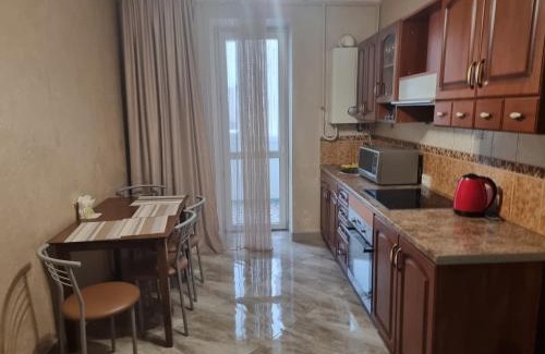 Lutsk Apartment | Forrest for 8 person