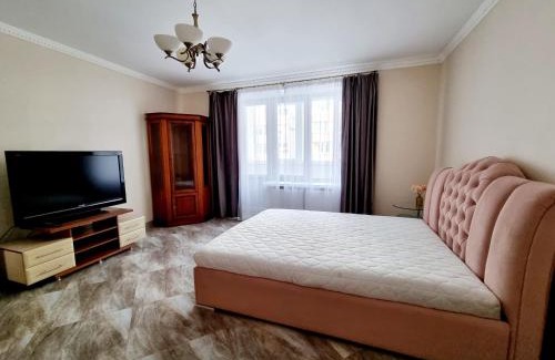 Lutsk Apartment | Forrest for 8 person