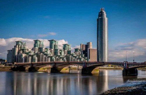 Vauxhall Apartment | fountain house London flat central