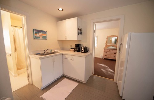 Lake Leelanau Resort | Fountain Point - Cook's Cottage