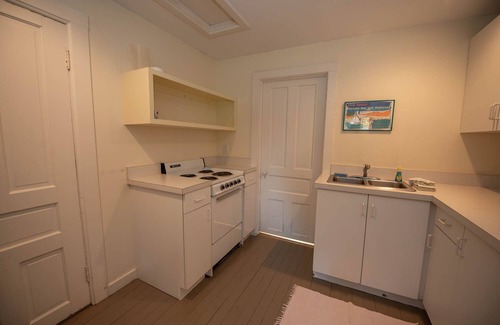 Lake Leelanau Resort | Fountain Point - Cook's Cottage