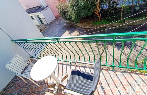 Promajna Apartment | Four-bedroom apartment near beach Promajna, Makarska (A-23184-c)