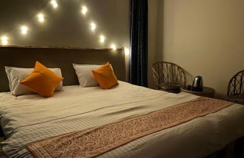 Sualkuchi Apartment | Four Quarters