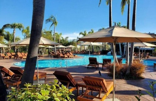 Aviara Resort | Four Seasons Luxury Villa for 8, minutes from the beach! Onsite Golf and Spa!