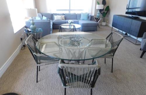 Brickell Apartment | Four Seasons Miami Luxury Two-Bedroom Suite in Brickell - Free Parking