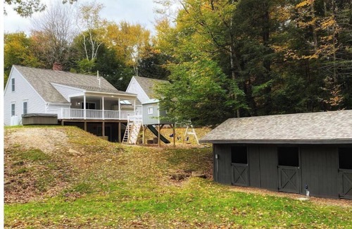 Belmont House | Four Seasons of Fun! HotTub, Zipline & More