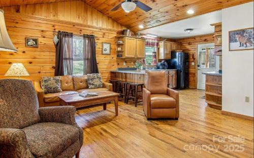 Bryson City House | Fox Creek Cabin 1: Creekside Cabin in the Smoky Mountains