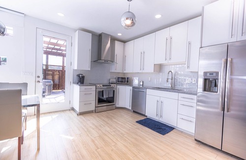 Aldrich House | Fox Den at Fox Hollow
